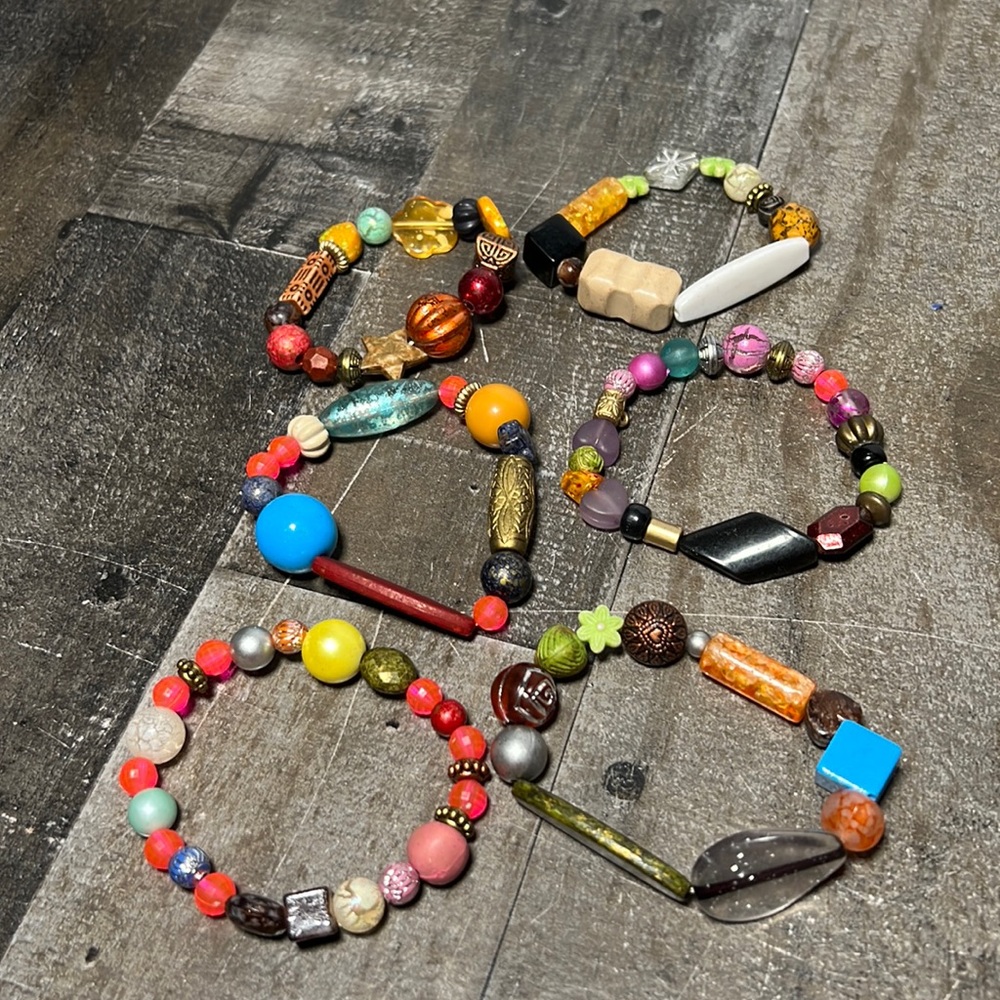 Six Assorted Stretchy Beaded Bracelets NEW UNUSED